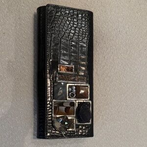 OSCAR DE LA RENTA Black Croc Embossed Leather Clutch Evening Bag -Embellishments